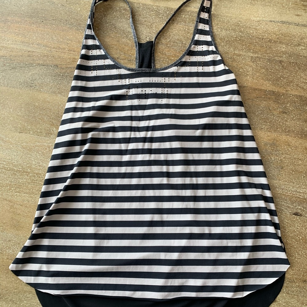 Lululemon tank top